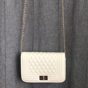 Quilted Chain Cross Body Bag